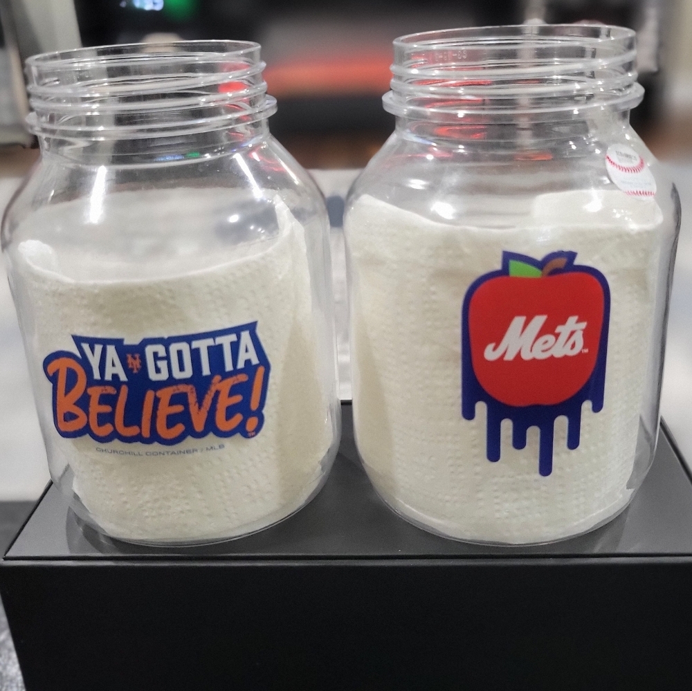 NY Mets plastic souvenir cup- Set of 2